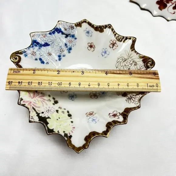 Antique Japanese Porcelain Hand Painted Serving Dishes (5) Meiji Era Scalloped - Picture 13 of 15